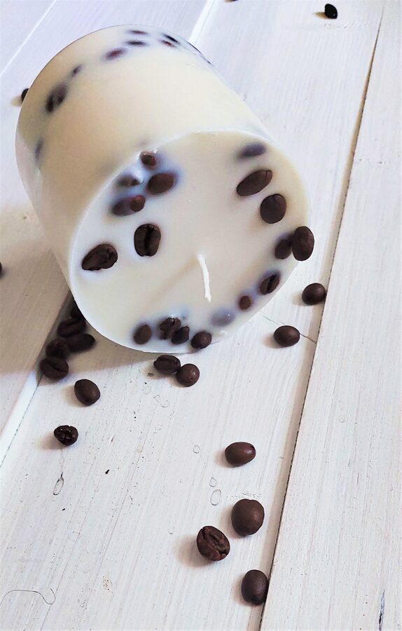 Soy wax candle with coffee beans - L size